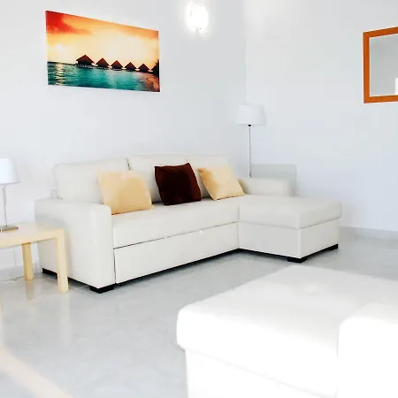 La Roca Apartment *