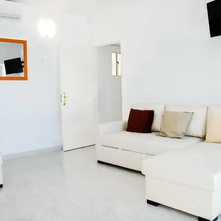 La Roca Apartment