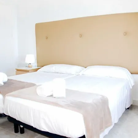 Apartment La Roca *
